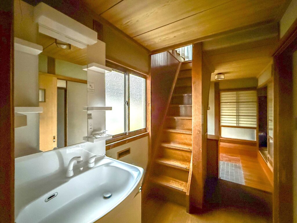 detached 香美町香住区沖浦（おきのうら）