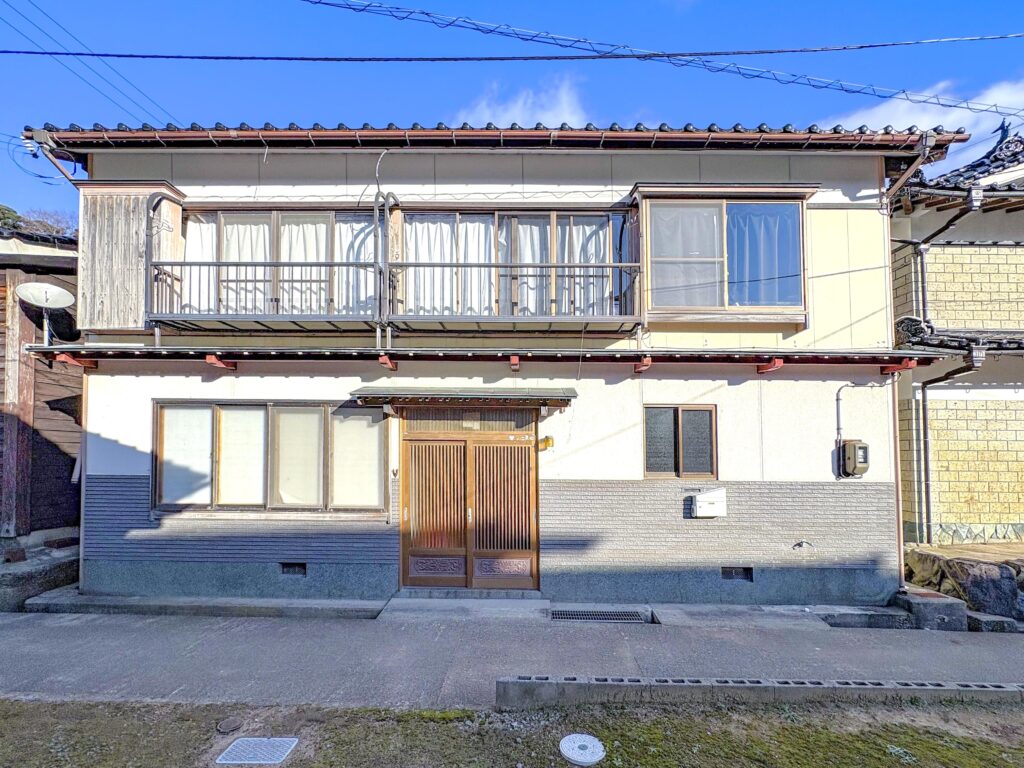 detached 香美町香住区沖浦（おきのうら）